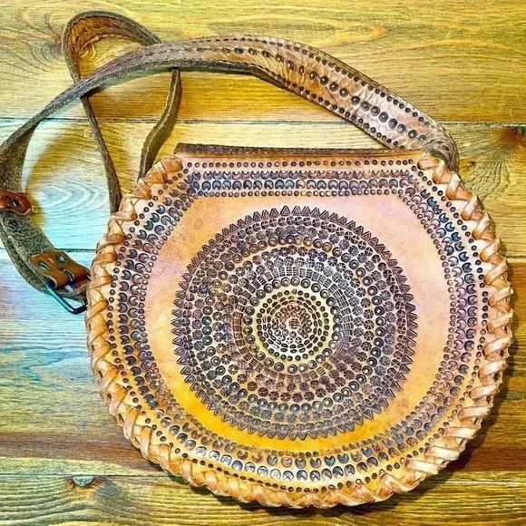 Vintage | Round Crossbody Bag | Handcrafted, Hand Tooled Leather - Picture 3 of 9